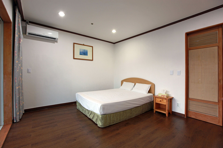 Bedroom 3, Seorak Pine Resort, Sokcho