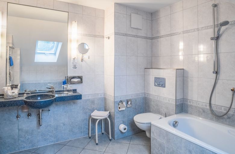 Bathroom 5, Hotel Atrium, Passau