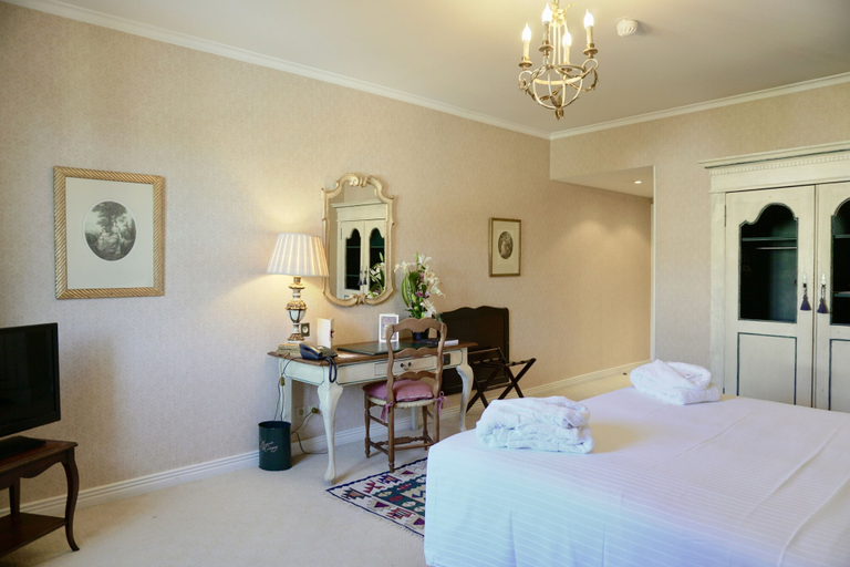 Bedroom 3, Le Manoir De Gressy, Seine-et-Marne