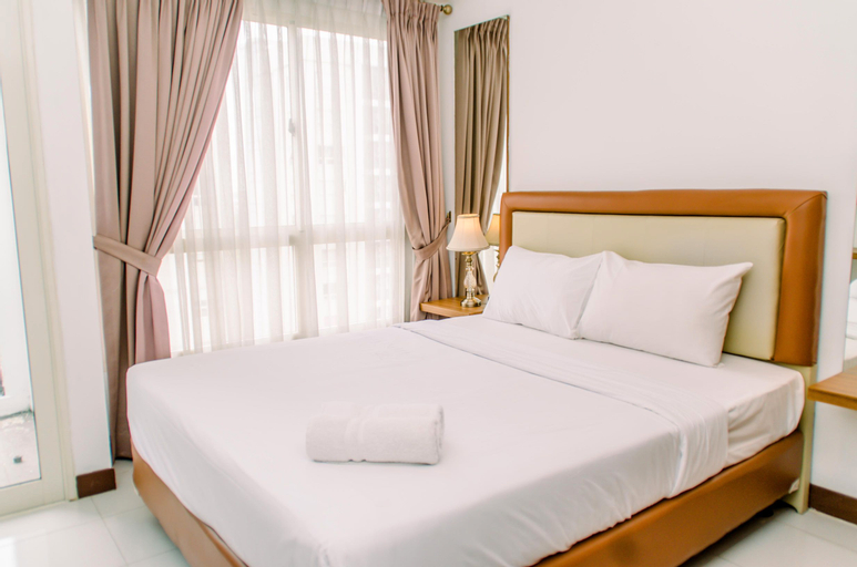 Bedroom 1, Cozy Living Studio Apartment at Scientia Residence By Travelio, Tangerang