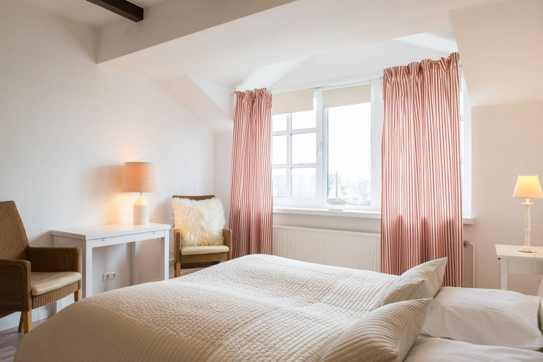 Bedroom 4, Strandhotel Lodge am Meer, Schleswig-Flensburg