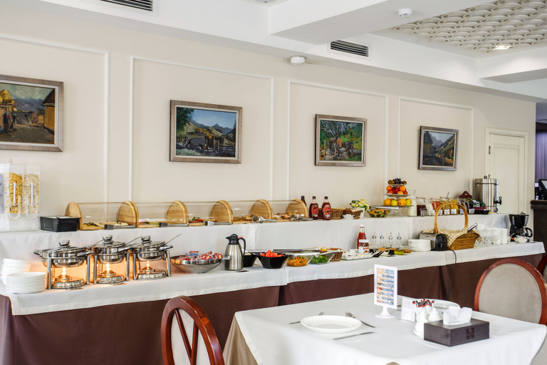 Food & Drinks 5, Ambassador Hotel, Bishkek