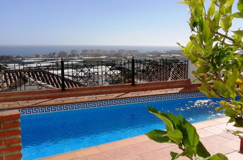 Sport & Beauty, Villas Virgen del Mar 6, Málaga