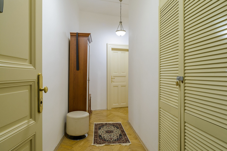 Others 5, 3-bedrooms apartment in center of Prague, Praha 7