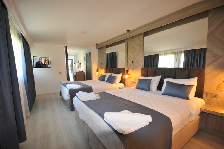 Bedroom 2, Class Unique Beach +14, Marmaris