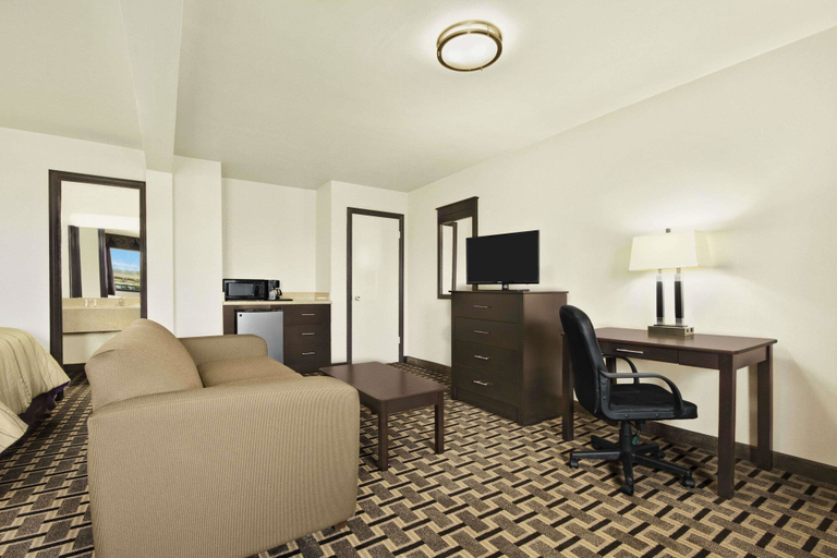 Bedroom 3, Super 8 by Wyndham Fort Worth TX, Fort Worth
