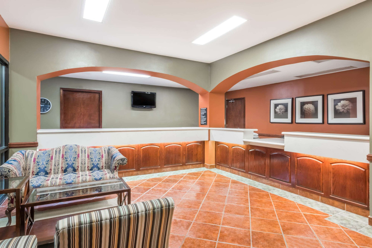 Others 5, Super 8 by Wyndham Weslaco, Hidalgo