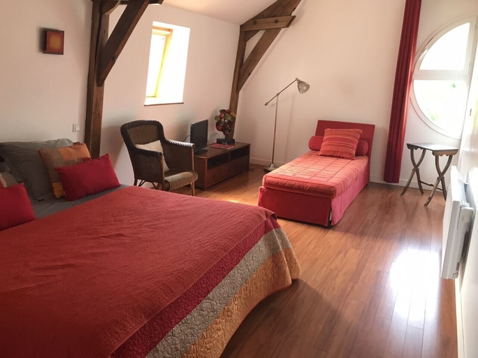 Bedroom 3, Chambres d Hotes du Moulin de Lachaux, Puy-de-Dôme