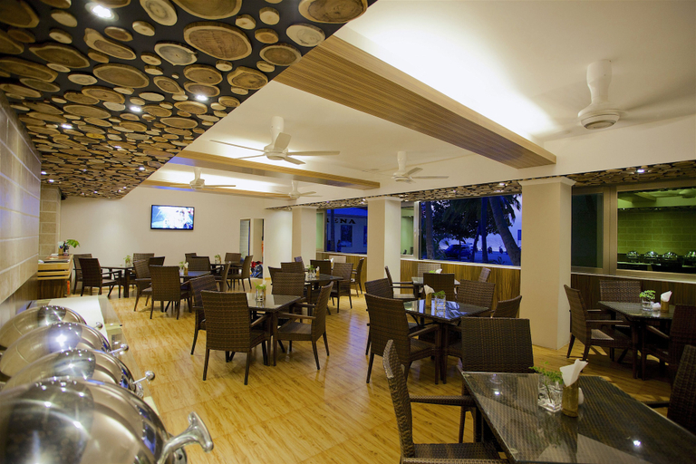 Food & Drinks 4, Kaani Beach Hotel, Maafushi Island