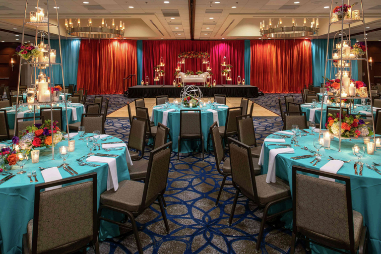 Food & Drinks 5, Hilton Bellevue, King