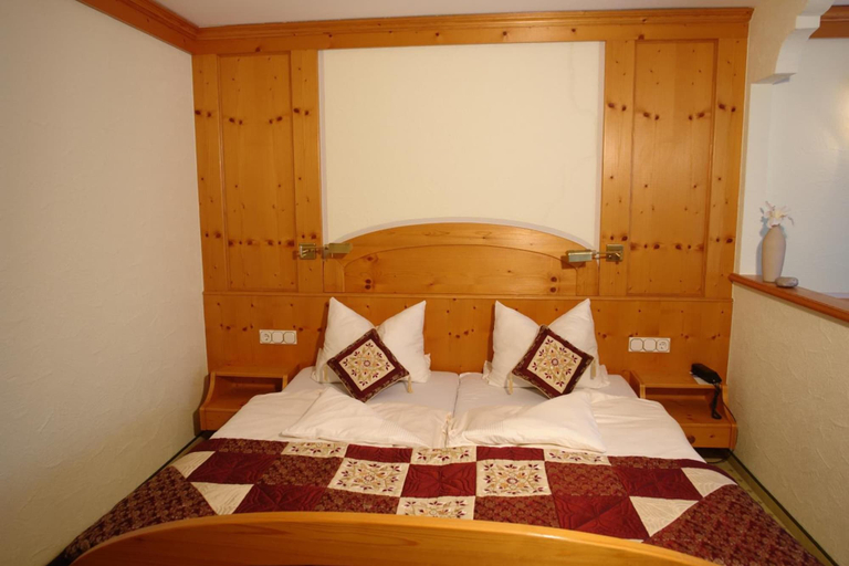 Bedroom 2, Ferienhotel Ödenhof, Freudenstadt