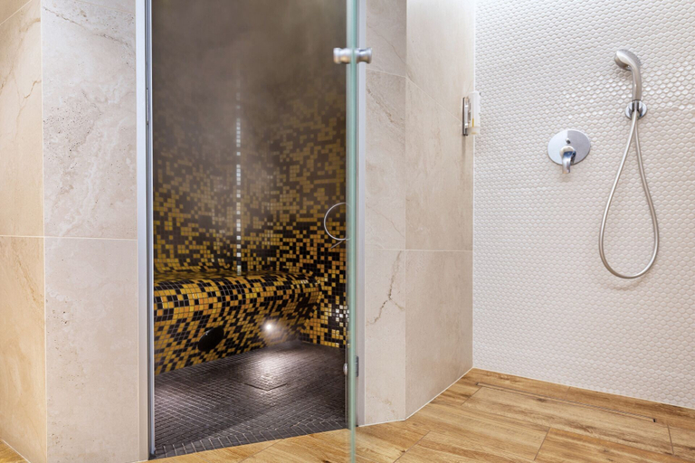Bathroom 4, Hotel Bartan Gdansk Seaside, Gdańsk City