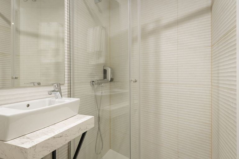 Bathroom 4, Hotel YIT Ciudad de Zaragoza, Zaragoza