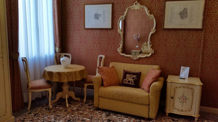 Others 5, Locanda Ca Le Vele, Venezia