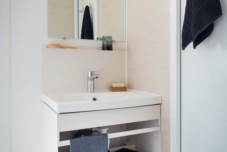 Bathroom 4, Camping Park Er Lann, Morbihan