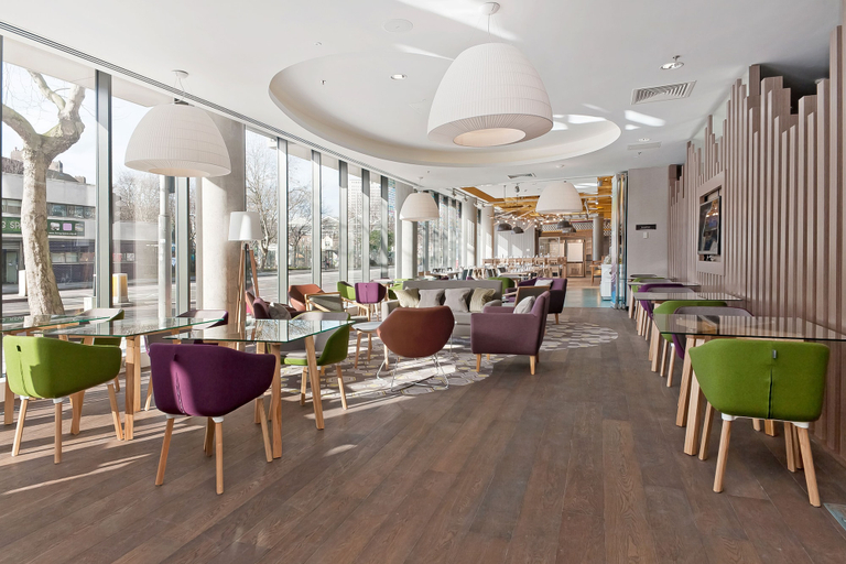 Food & Drinks 2, Hampton by Hilton London Waterloo, London