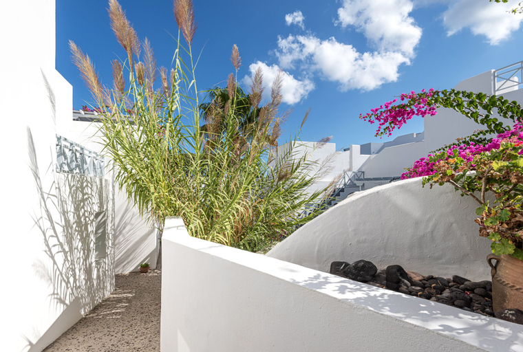 Exterior & Views 2, Santorini Kastelli Resort, South Aegean