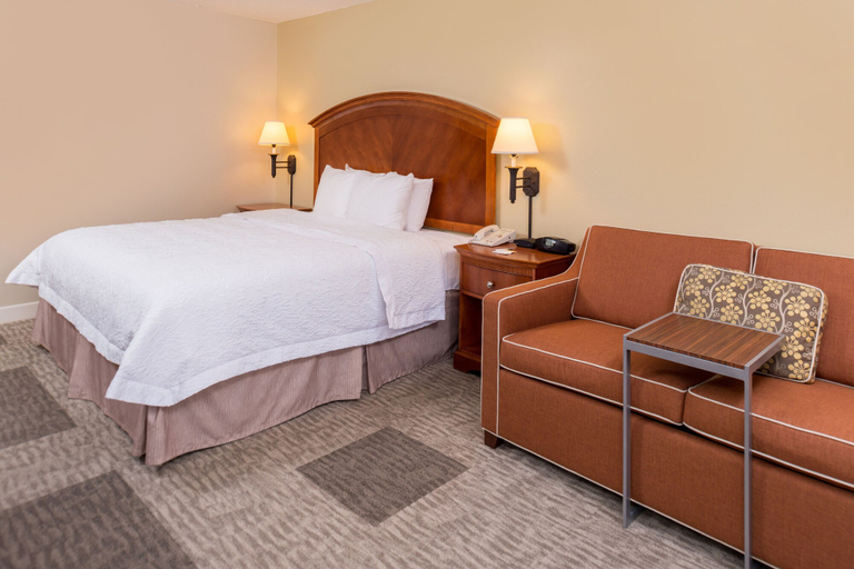 Bedroom 4, Hampton Inn San Antonio Stone Oak, Bexar