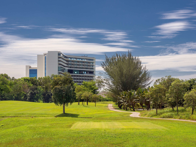 Exterior & Views 2, Radisson Golf & Convention Center Batam, Batam