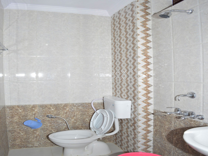 Bathroom 4, Hotel Mittal Inn, Ajmer