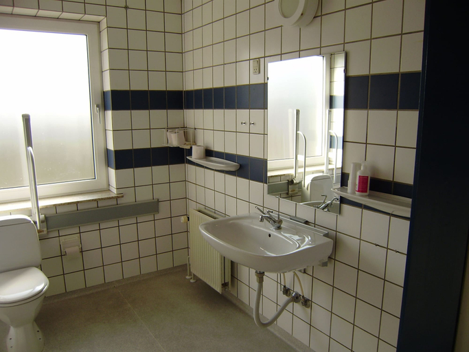 Bathroom 3, Thyregod Kursuscenter, Vejle