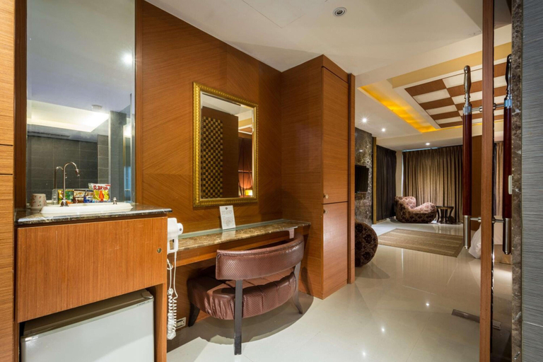 Bathroom 4, Uline Motel, Taipei City