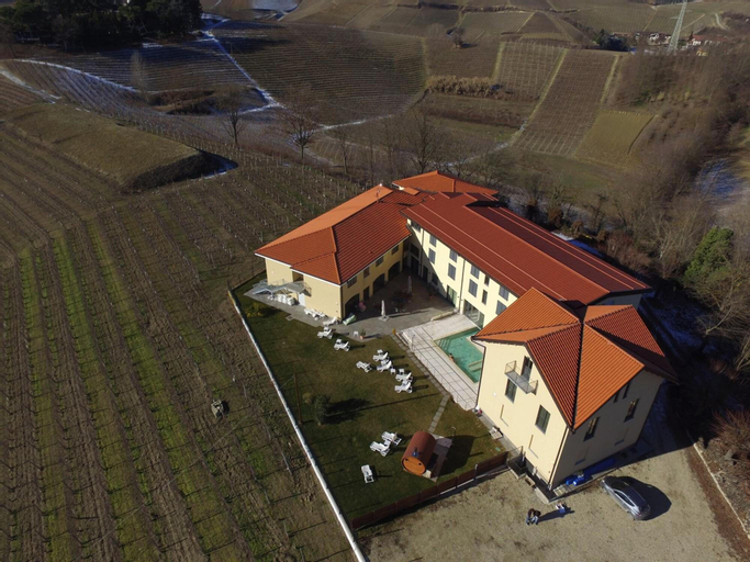 Exterior & Views 2, Spa Roero Relax Resort, Cuneo
