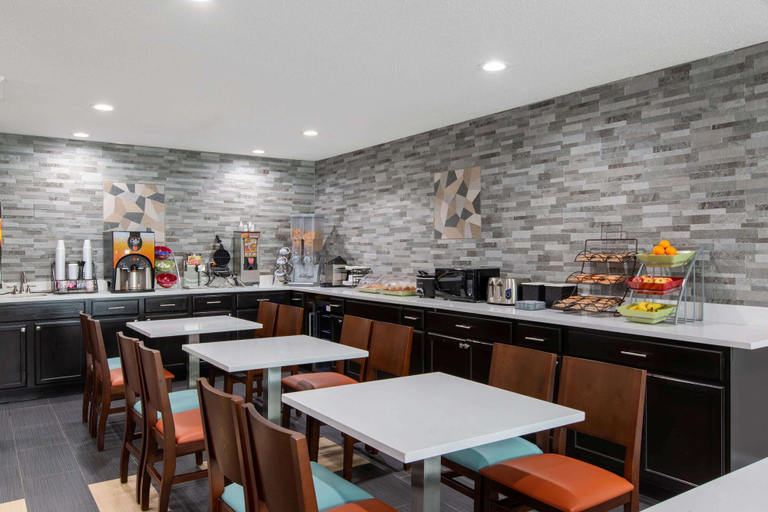 Food & Drinks 5, Microtel Inn & Suites by Wyndham Augusta/Riverwatch, Richmond