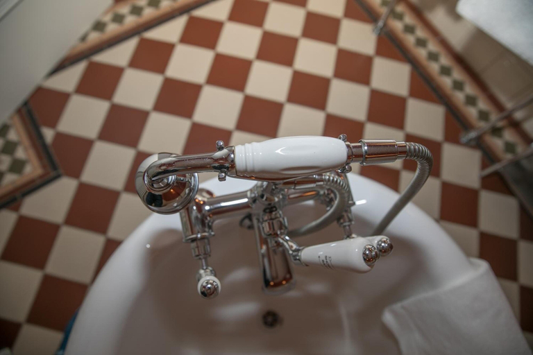 Bathroom 4, Seehotel Luitpold, Miesbach
