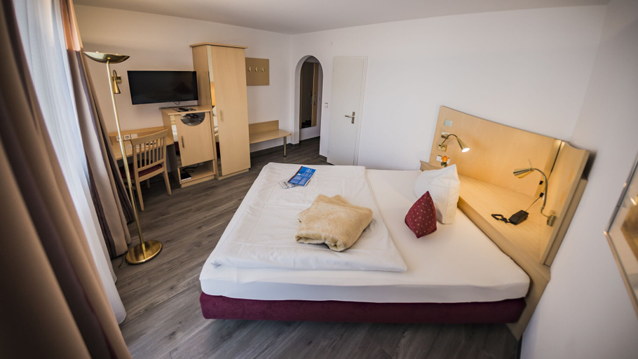 Bedroom 3, City Hotel garni Neu-Ulm, Neu-Ulm