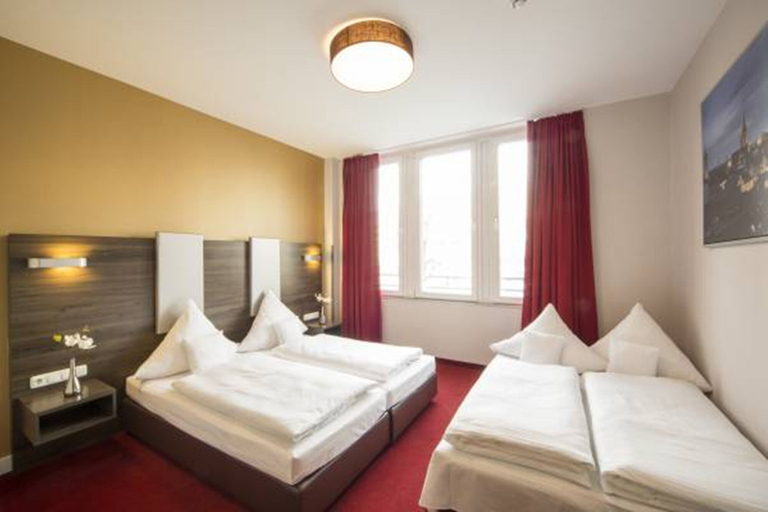 Bedroom 5, KOOS Hotel&Apartments, München