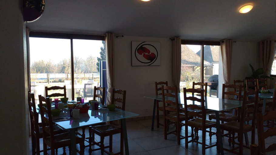 Food & Drinks 5, Hotel - Gite de Pressins, Isère