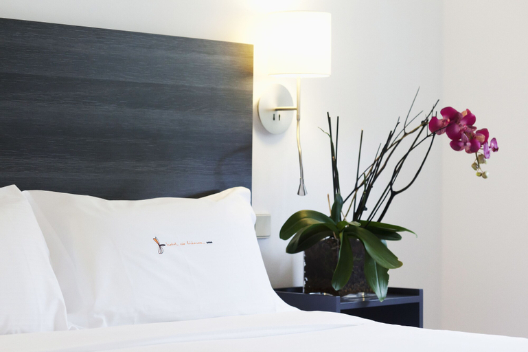 Bedroom 27