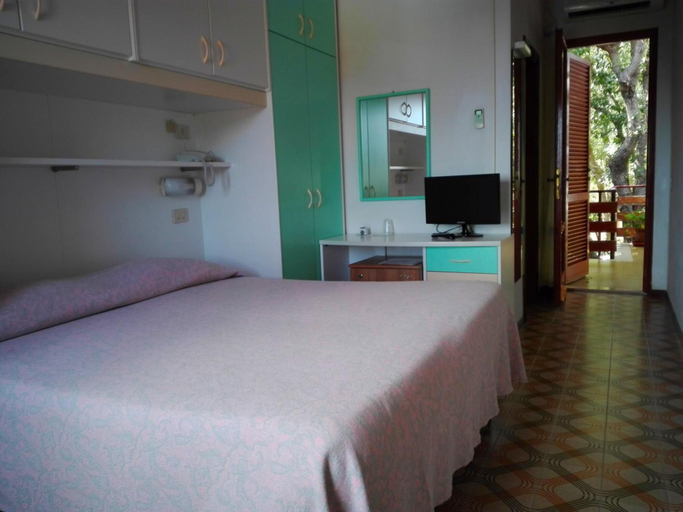 Bedroom 3, Eden Park Hotel, Livorno