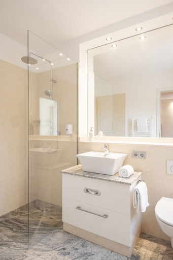 Bathroom 4, Hotel Wegner - The Culinary Art Hotel, Region Hannover