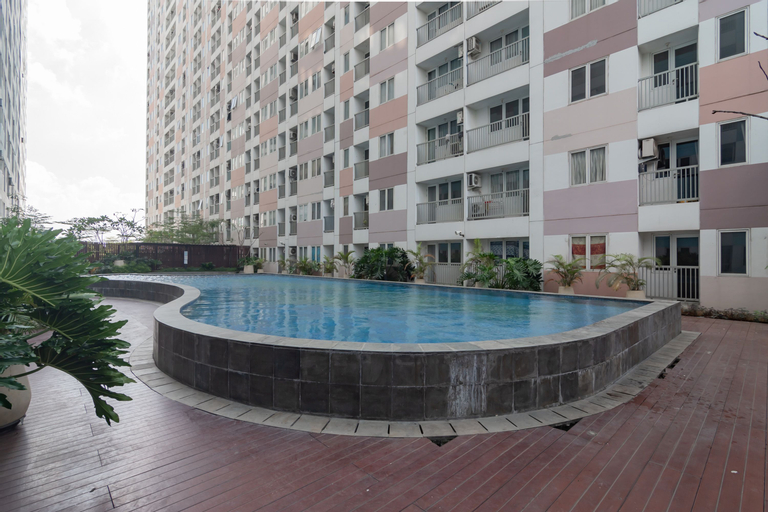 Sport & Beauty 5, RedDoorz Apartment @ Grand Sentraland Karawang, Karawang
