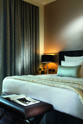 Bedroom 4, Mövenpick Ambassador Hotel Accra, Accra