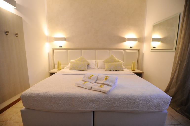 Bedroom 3, Artemisia Palace Hotel, Palermo