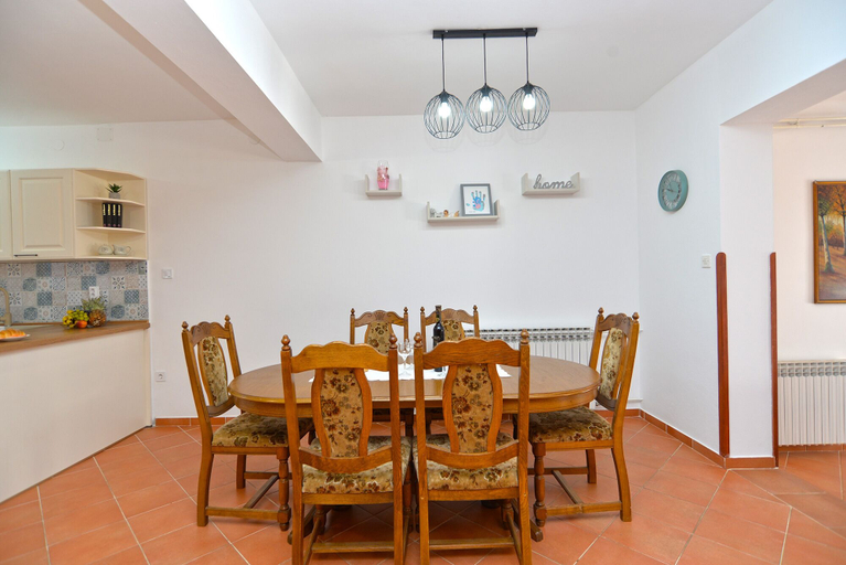 Others 5, Apartment 1168, Fažana