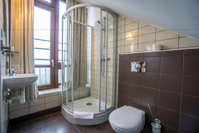 Bathroom 4, Hotel Diament Ustron, Cieszyn
