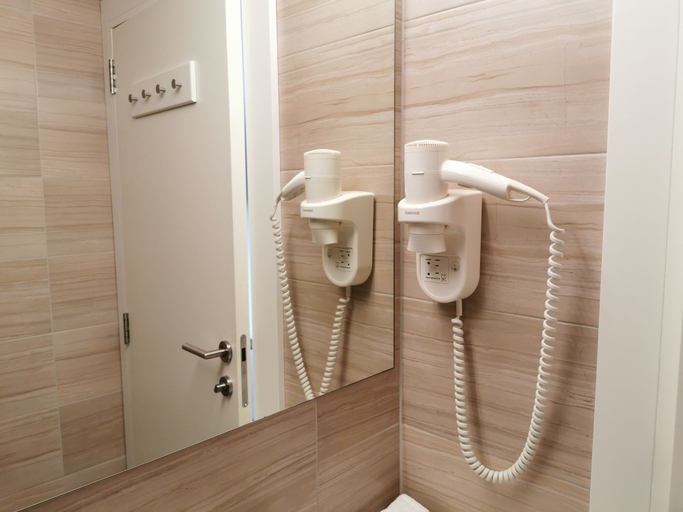 Bathroom 3, Rooms Ambrozic, Ljubljana
