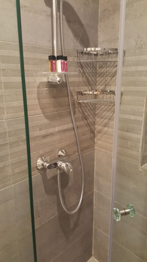 Bathroom 4, Pebbles Boutique Aparthotel