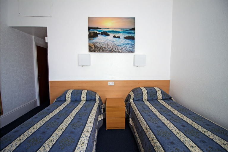 Bedroom 3, Evans Hotel, Conwy