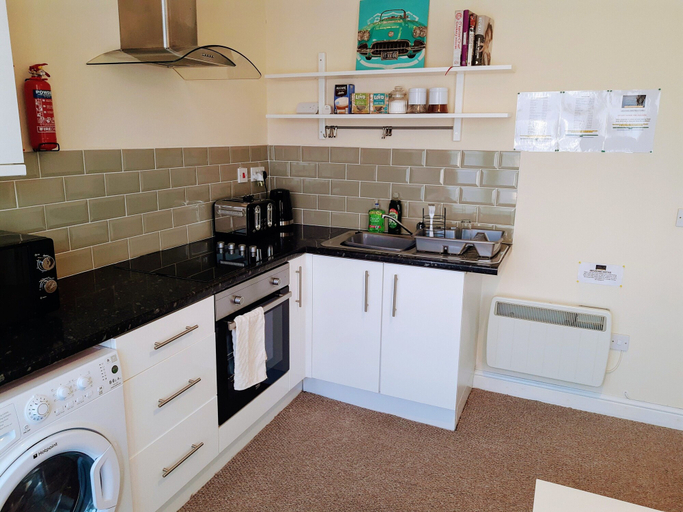 Others 5, The Hazel Oak Apartment, Cardiff