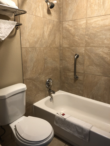 Bathroom 4, Super 8 by Wyndham Albany/Corvallis, Linn