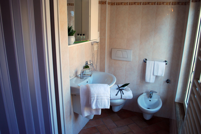 Bathroom 5, Residence Gli Ulivi, Ascoli Piceno