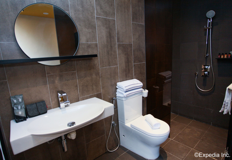 Bathroom 5, Hotel YAN, Singapore