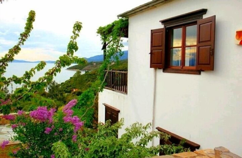 Others 3, Erato House, Thessaly