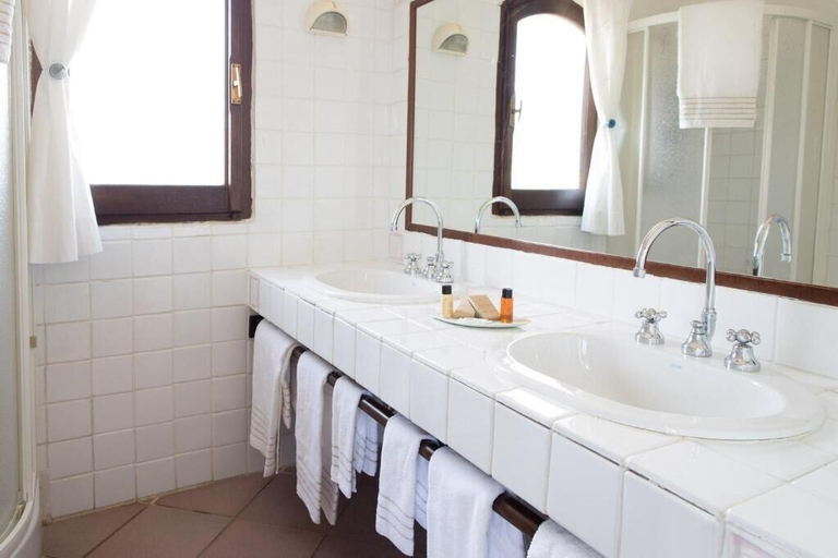 Bathroom 4, La Jacia Hotel & Resort, Olbia-Tempio