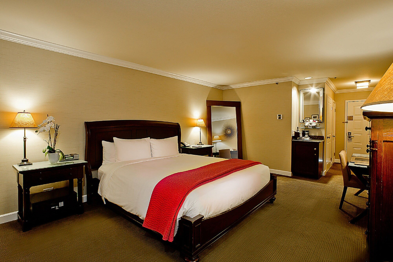 Bedroom 3, Cupertino Hotel, Santa Clara
